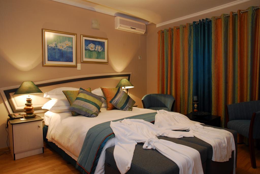 Protea Hotel By Marriott Umfolozi River Richards Bay Habitación foto